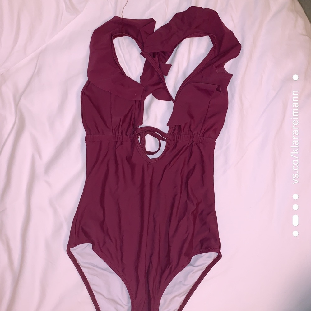 One-Piece Maroon Bathingsuit🩱